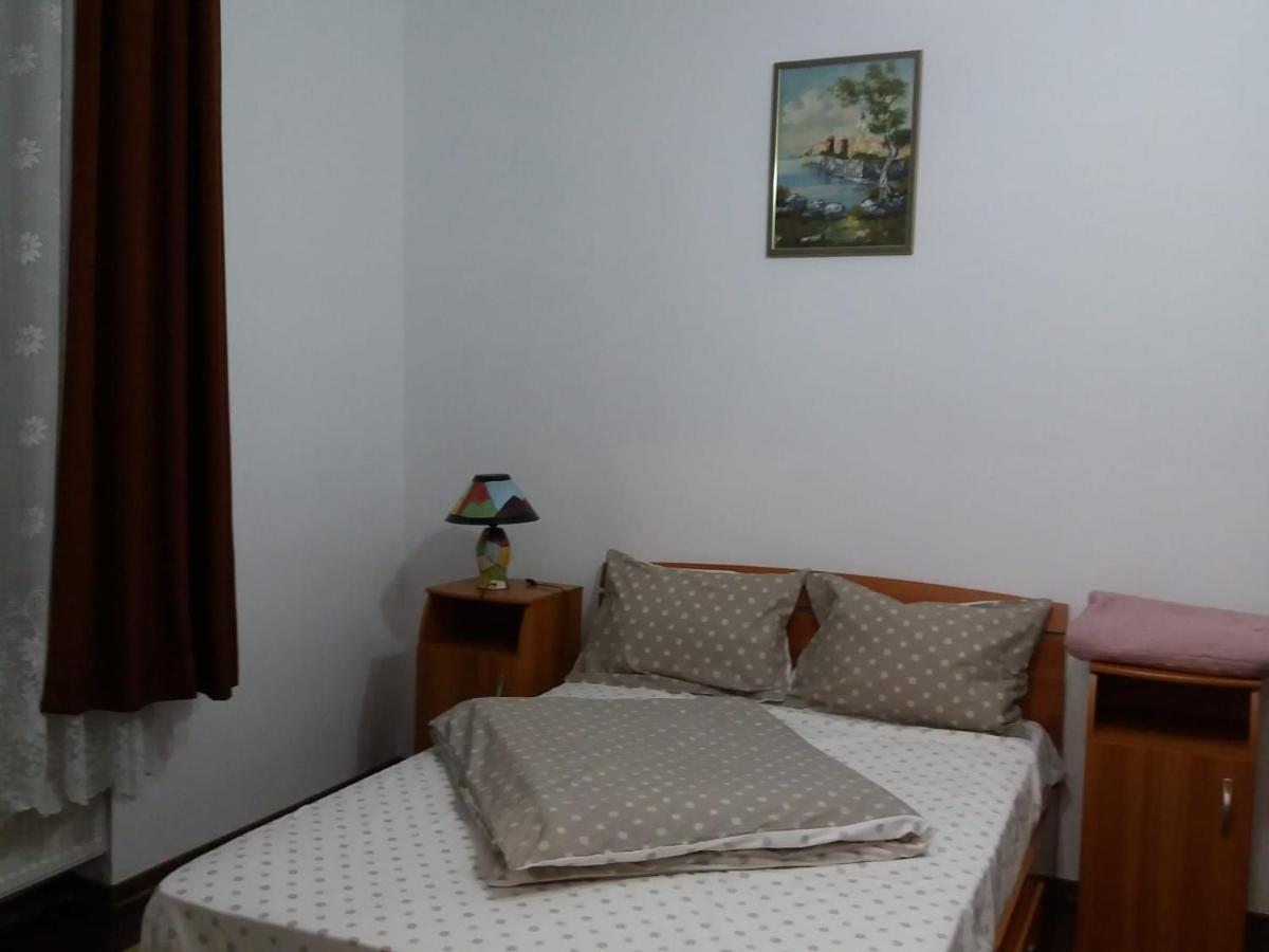 Apartament Casa Victoria Târgu-Mureş Zewnętrze zdjęcie