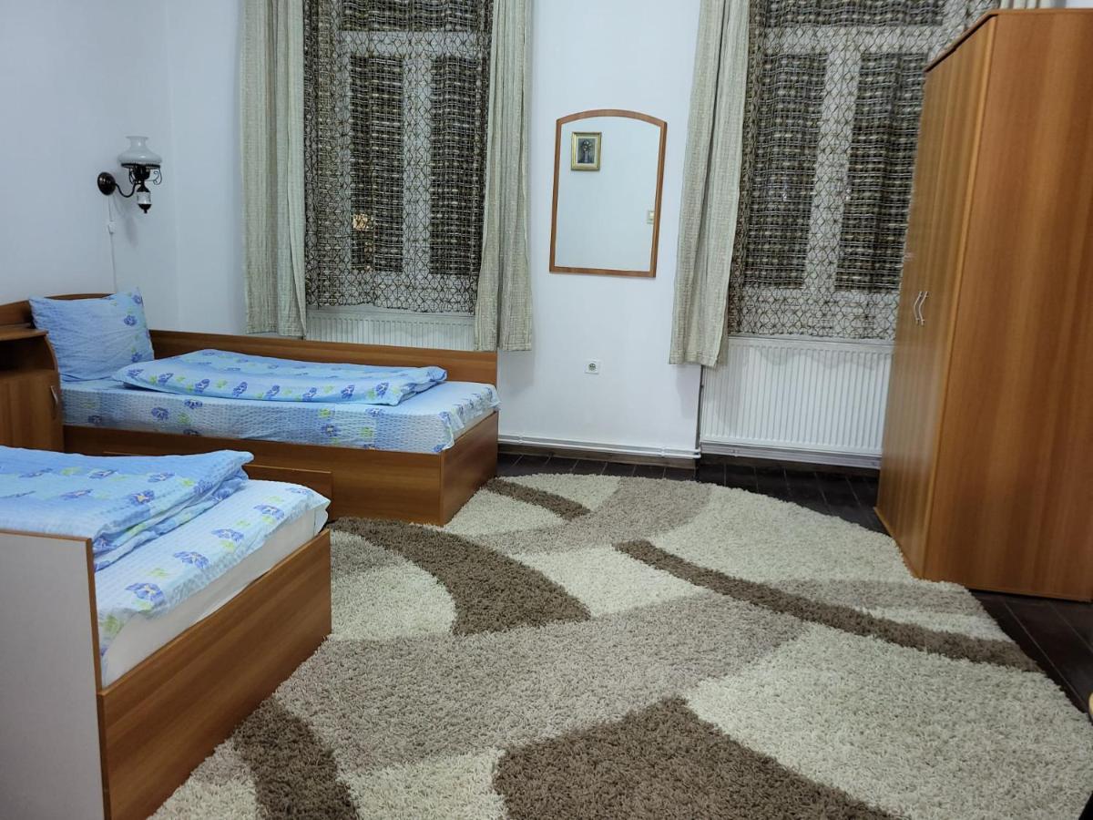 Apartament Casa Victoria Târgu-Mureş Zewnętrze zdjęcie